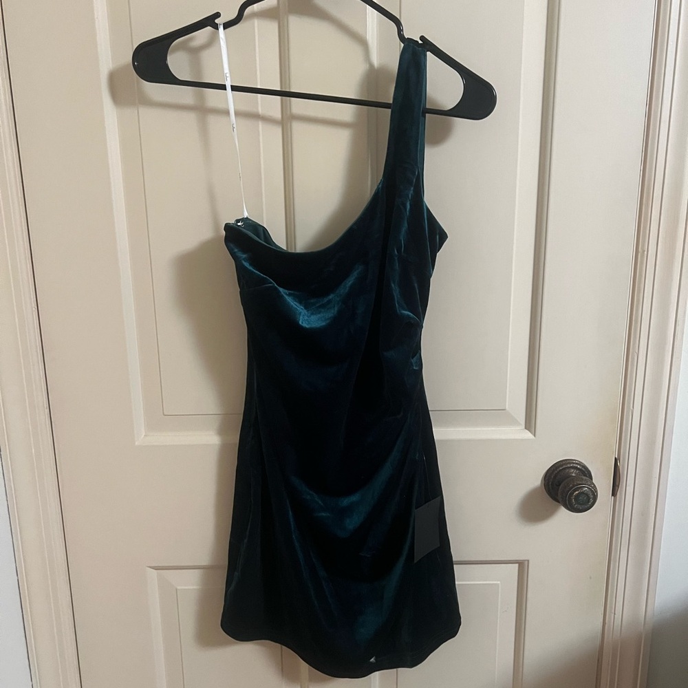 Lulu’s one shoulder dress
